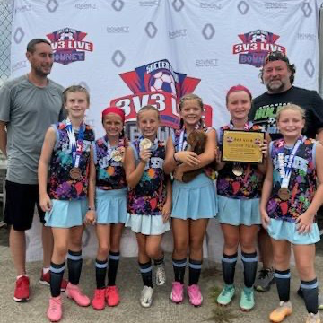 Arkansas Slay Big Sisters